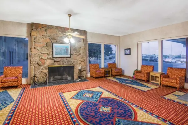 Studio Lodge Laramie Main image